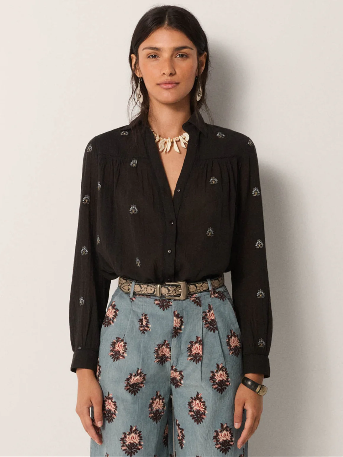 AW25 TOPS